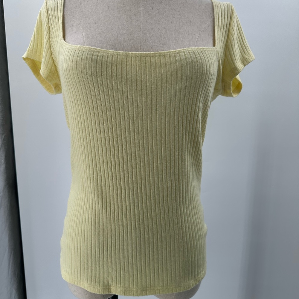 Reformation Ribbed Square-Neck Short Sleeve Top - Pale Yellow - Picture 5 of 8
